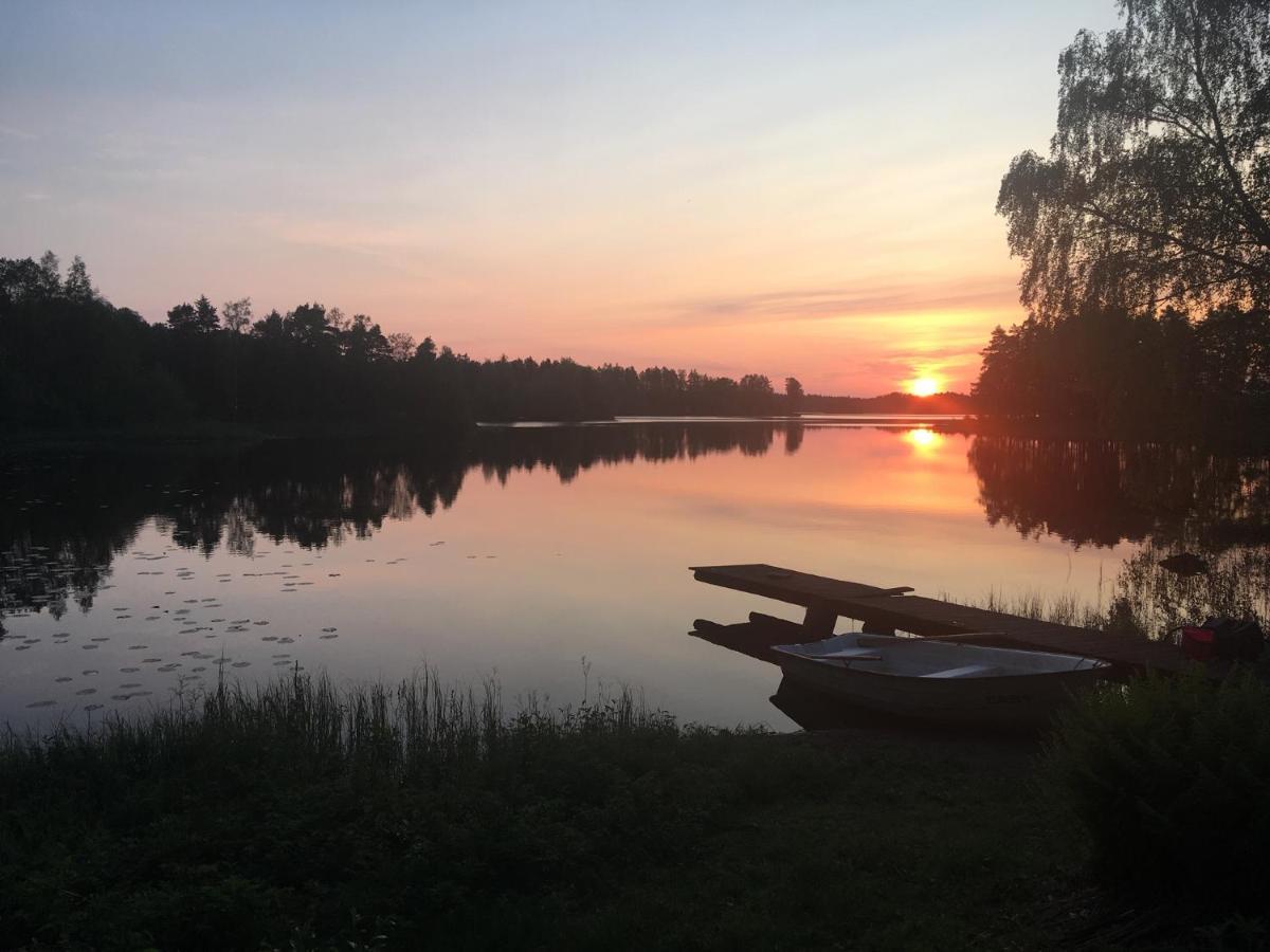 Naturskoent Boende Vid Sjoe Skanes Fagerhult Exterior photo